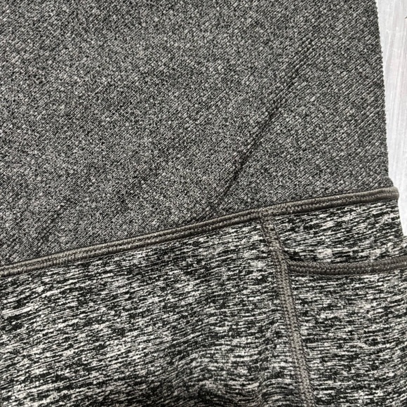 Athleta Exhale Heel Tight Stash Pocket Heather Gray High Waisted Leggings - Picture 7 of 8